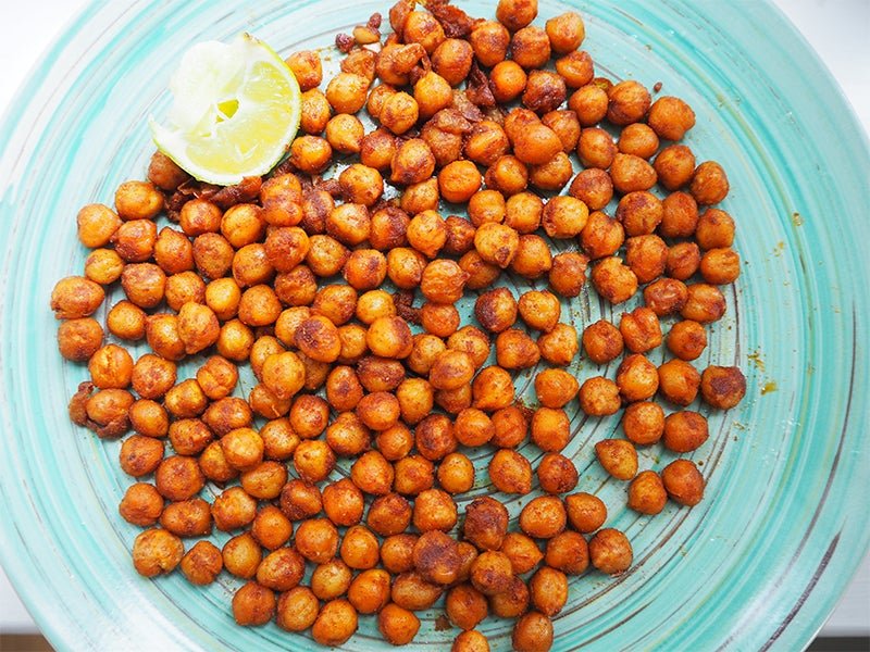Chai Roasted Chickpeas with Paprika and Garlic | Lucy Bee Shop Recipes