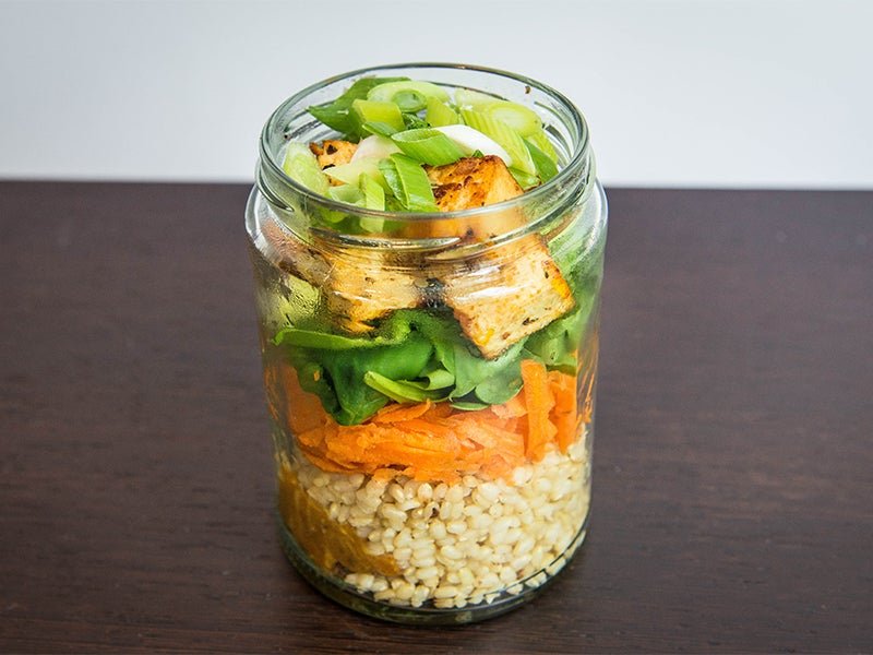 Spicy Tofu Satay Jar Meal Prep - Take to Work Recipes
 &ndash; Lucy Bee