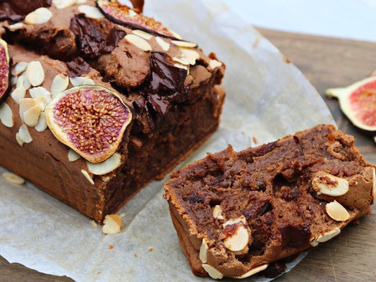 Cacao and Fig Loaf Cake with Banana