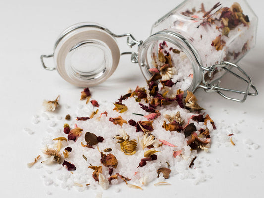 5 Simple DIY Bath Salt Recipes for Relaxation