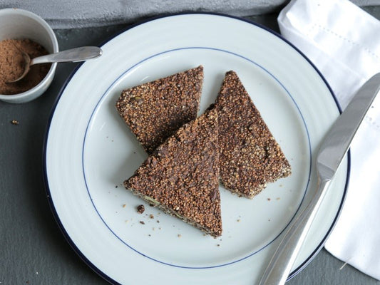 Crunchy Chia and Sesame Bar with Pistachios