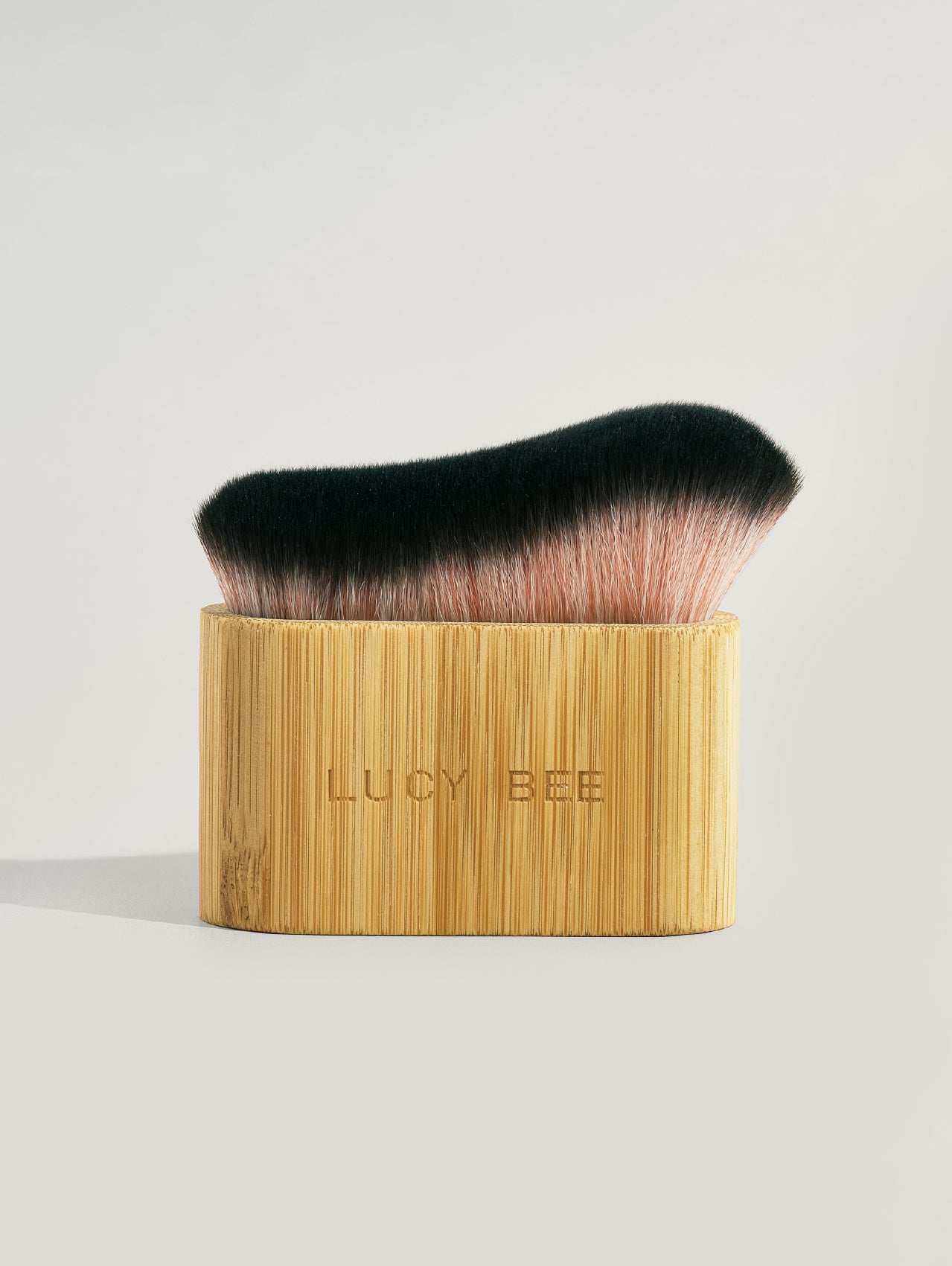 Lucy bee kabuki brush for makeup and self tan